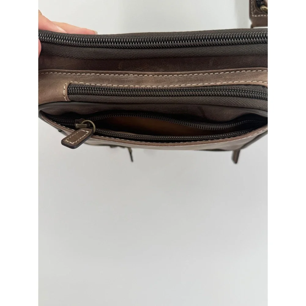 Gun Toten Mamas Brown Distressed Leather Concealed Carry Crossbody Bag GTM-11